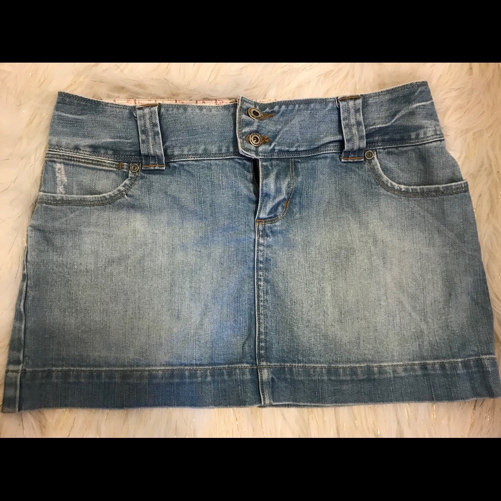 Adorable jean skirt